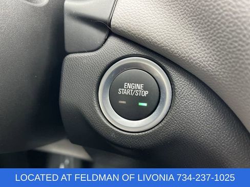 Used 2023 Chevrolet Equinox LS w/ LS Convenience Package image 16