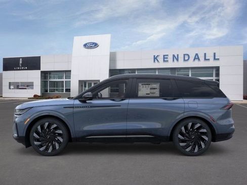 New 2026 Lincoln Nautilus Reserve w/ Jet Appearance Package image 3