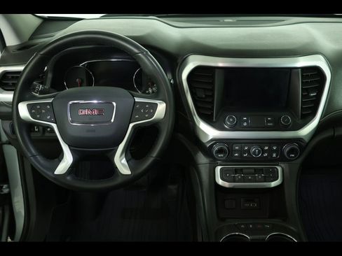Used 2023 GMC Acadia SLT w/ Elevation Edition image 19