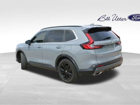 Used 2023 Honda CR-V Sport Touring image 7