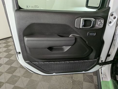 New 2026 Jeep Gladiator Rubicon AWD/4WD image 13