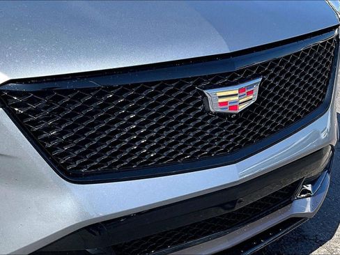 Certified 2024 Cadillac XT4 Sport image 30