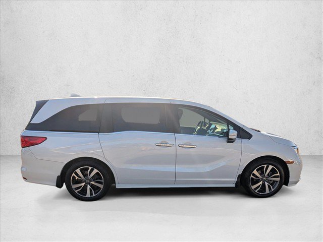 Certified 2023 Honda Odyssey Touring image 4