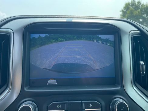 Used 2020 Chevrolet Silverado 1500 LT AWD/4WD image 6