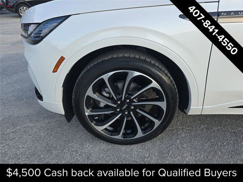 New 2026 Lincoln Nautilus Black Label image 8