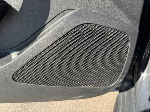 Used 2024 Toyota Corolla SE image 19