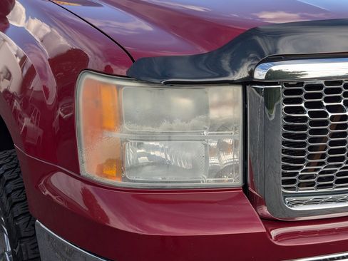 Used 2007 GMC Sierra 1500 SLT w/ SLE/SLT Trailering Package AWD/4WD image 10