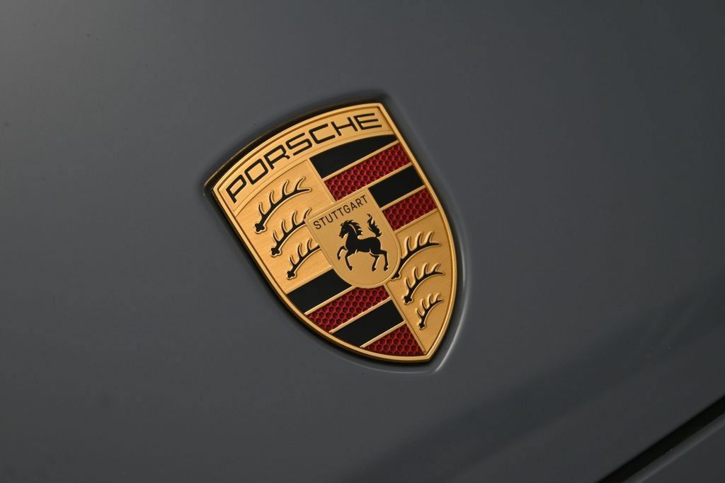 Used 2026 Porsche Cayenne GTS AWD/4WD image 38