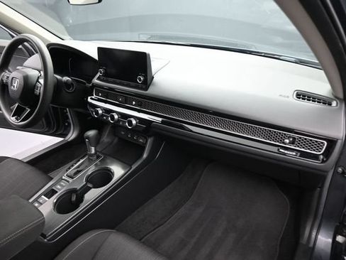 Used 2025 Honda Civic LX image 25