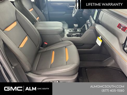 New 2026 GMC Sierra 1500 AT4 w/ AT4 Premium Package AWD/4WD image 15