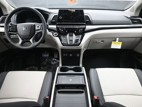 New 2026 Honda Odyssey Elite image 9