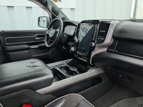 Used 2024 RAM 1500 Laramie AWD/4WD image 35