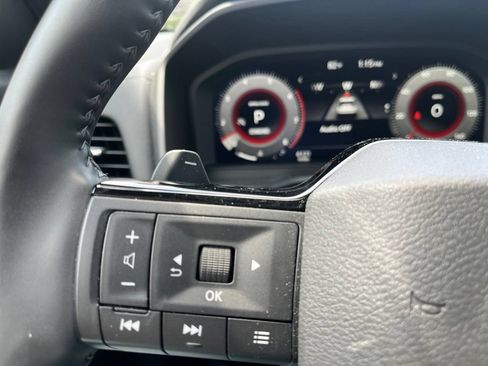 Used 2025 Nissan Rogue Platinum FWD image 14