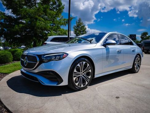 Certified 2024 Mercedes-Benz E 350 4MATIC Sedan image 8