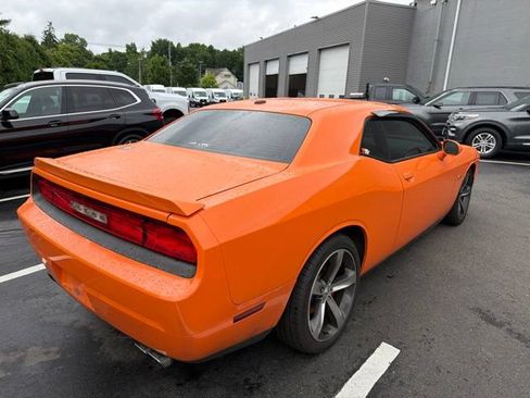 Used 2014 Dodge Challenger R/T RWD image 7