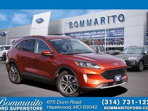Used 2020 Ford Escape SEL image 1