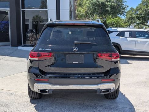Used 2023 Mercedes-Benz GLB 250 image 7