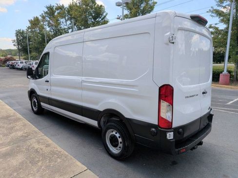 Used 2024 Ford Transit 250 148 Medium Roof RWD image 3