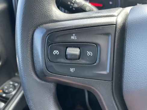 Used 2020 Chevrolet Silverado 1500 Custom w/ Custom Value Package image 15