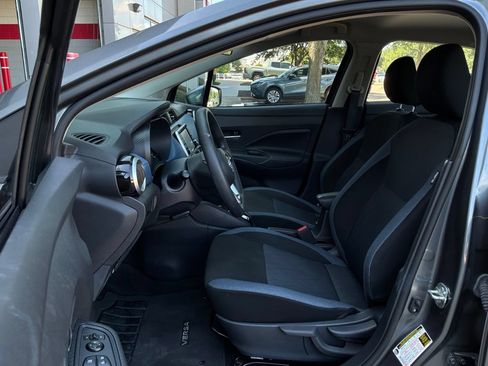 Used 2025 Nissan Versa SV FWD image 10