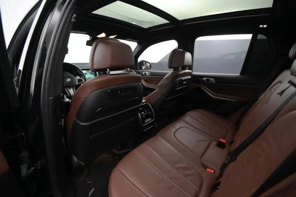 Used 2020 BMW X5 xDrive40i w/ M Sport Package AWD/4WD image 42