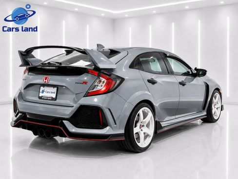 Used 2019 Honda Civic Type R image 4