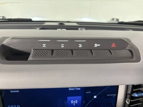 Used 2024 Ford Bronco Black Diamond w/ Sasquatch Package image 20