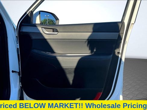 Used 2022 Hyundai Palisade SEL w/ 8P Bench Seat Package FWD image 29