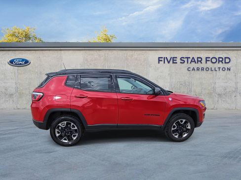 Used 2018 Jeep Compass Trailhawk w/ Navigation Group image 9