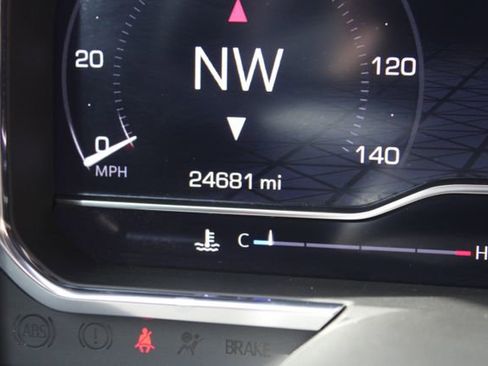 Used 2024 GMC Sierra 2500 AT4 w/ AT4 Premium Plus Package image 24