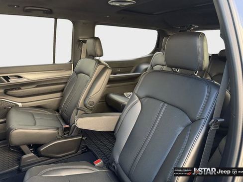 New 2026 Jeep Grand Wagoneer 4WD image 27