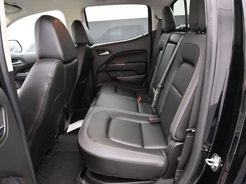 Used 2022 GMC Canyon AT4 w/ Driver Alert Package image 15