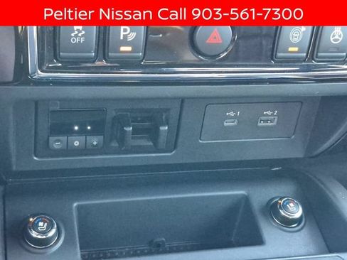 Certified 2021 Nissan Titan Platinum Reserve w/ Moonroof Package AWD/4WD image 42