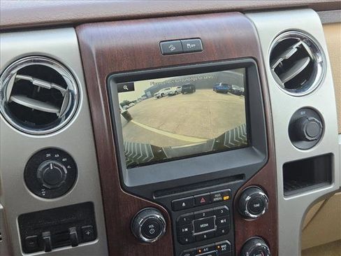 Used 2014 Ford F150 King Ranch w/ King Ranch Luxury Package image 8