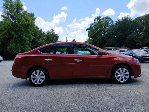 Used 2017 Nissan Sentra SV FWD image 5
