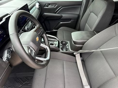 Used 2024 Chevrolet Colorado LT w/ LT Convenience Package II RWD image 18