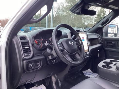 New 2026 RAM 2500 Tradesman image 25