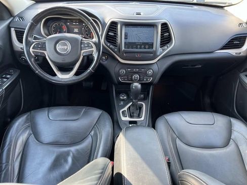 Used 2016 Jeep Cherokee Limited AWD/4WD image 13