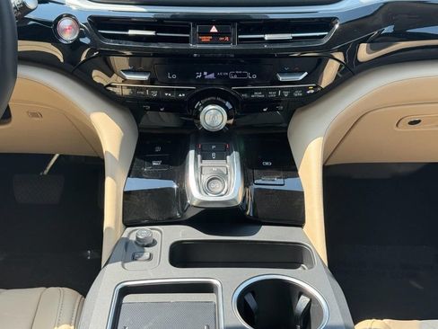 Certified 2026 Acura MDX SH-AWD w/ Technology Package image 19
