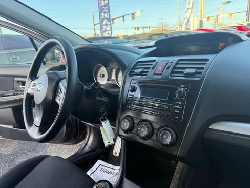 Used 2014 Subaru Impreza 2.0i Premium image 23