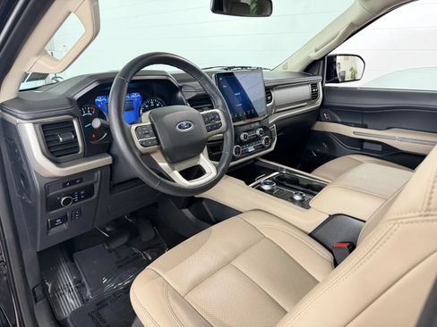Used 2022 Ford Expedition Max XLT AWD/4WD image 11