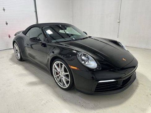 Used 2023 Porsche 911 Carrera S image 3