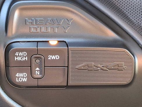 Used 2024 RAM 2500 Limited image 28