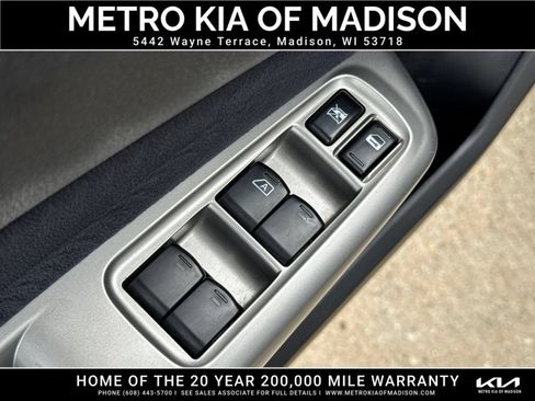 Used 2010 Subaru Forester 2.5X Limited AWD/4WD image 11