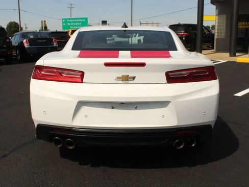 Used 2017 Chevrolet Camaro LT RWD image 6