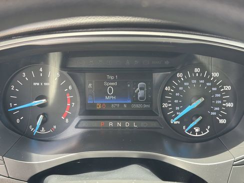 Used 2020 Ford Fusion S FWD image 29