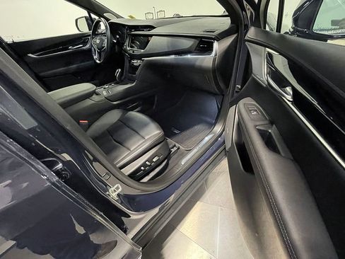 Used 2024 Cadillac XT5 Premium Luxury w/ LPO, Floor Liner Package AWD/4WD image 27