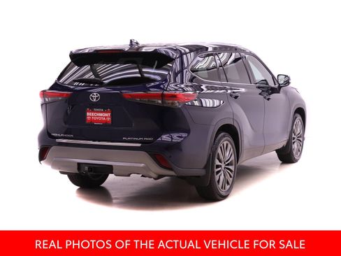 Certified 2021 Toyota Highlander Platinum AWD/4WD image 2