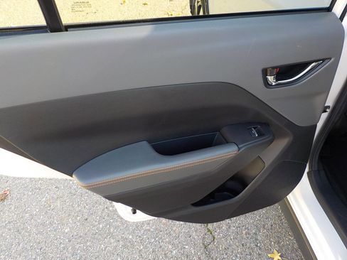 Used 2024 Subaru Crosstrek 2.5i Limited image 11