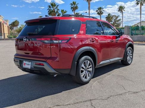 New 2026 Nissan Pathfinder SL FWD image 3